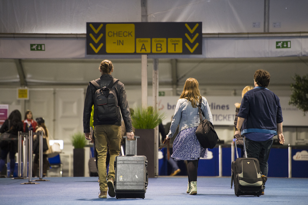 Senate votes to boost airport security