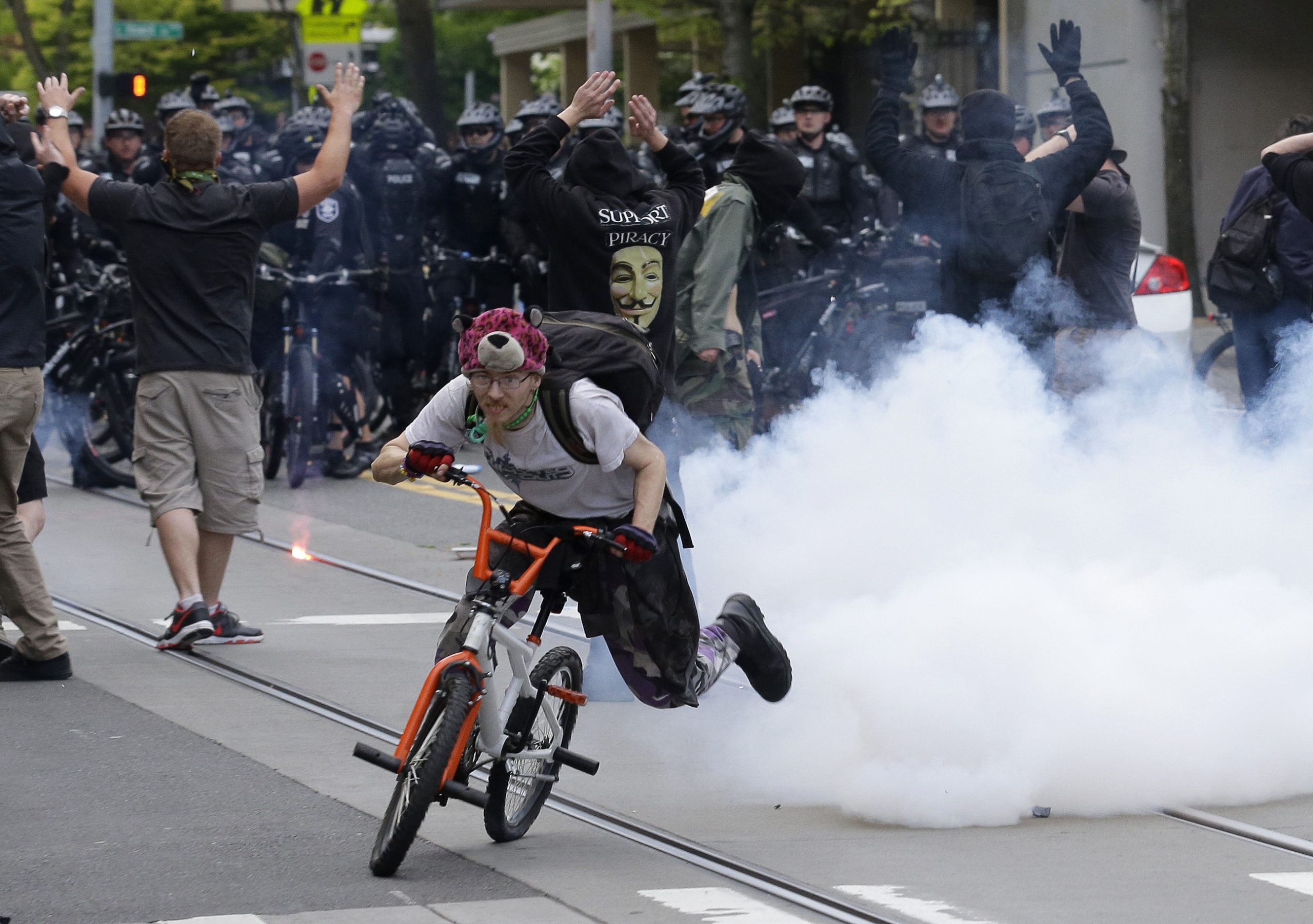 Obama mum after May Day riot re-ruins Seattle