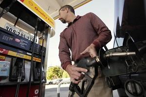 Washington gas prices decline for second week; down almost a quarter