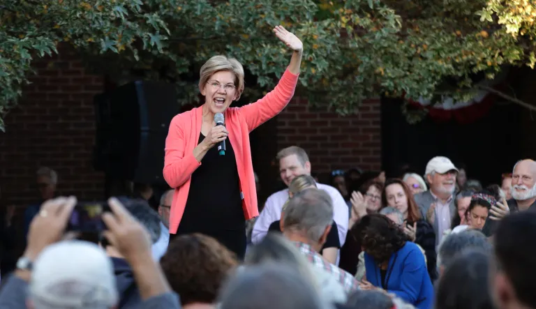 Warren raked in nearly $25M in third quarter, eclipsing Biden by $9M