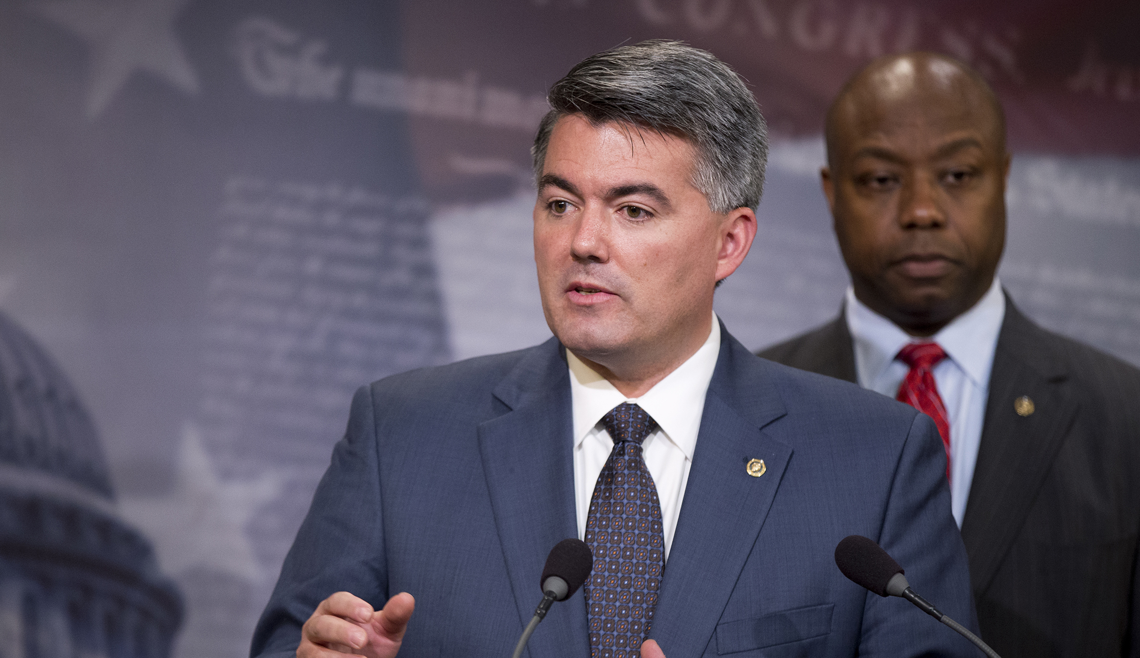 Republican Sen. Cory Gardner agrees to support bipartisan Dream Act after Trump rescinds DACA