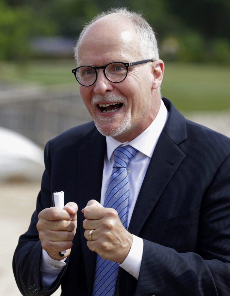 Closer Look: Rauner’s schools plan raises eyebrows