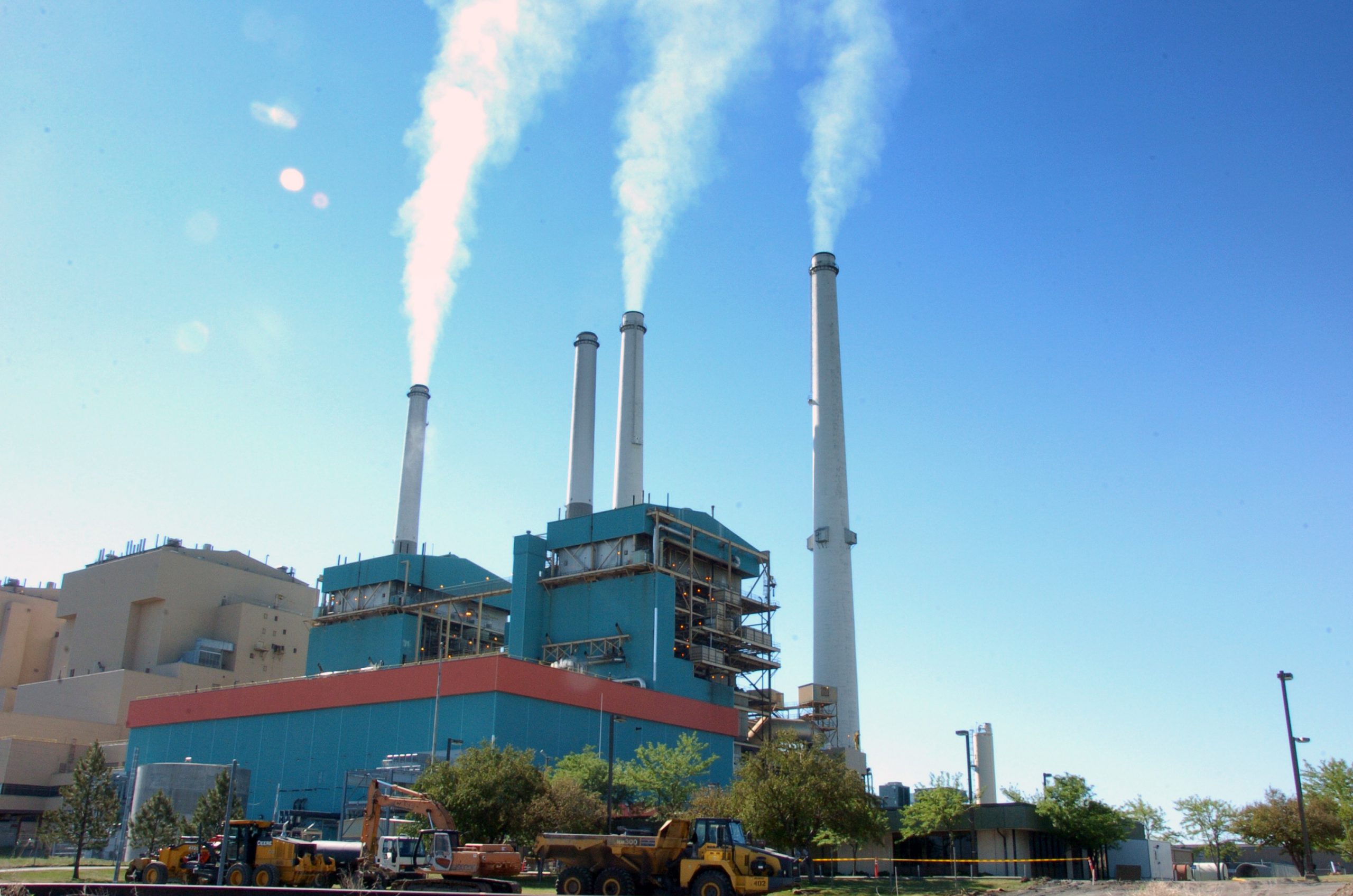 Republicans, industry hone attacks on EPA power plant rule