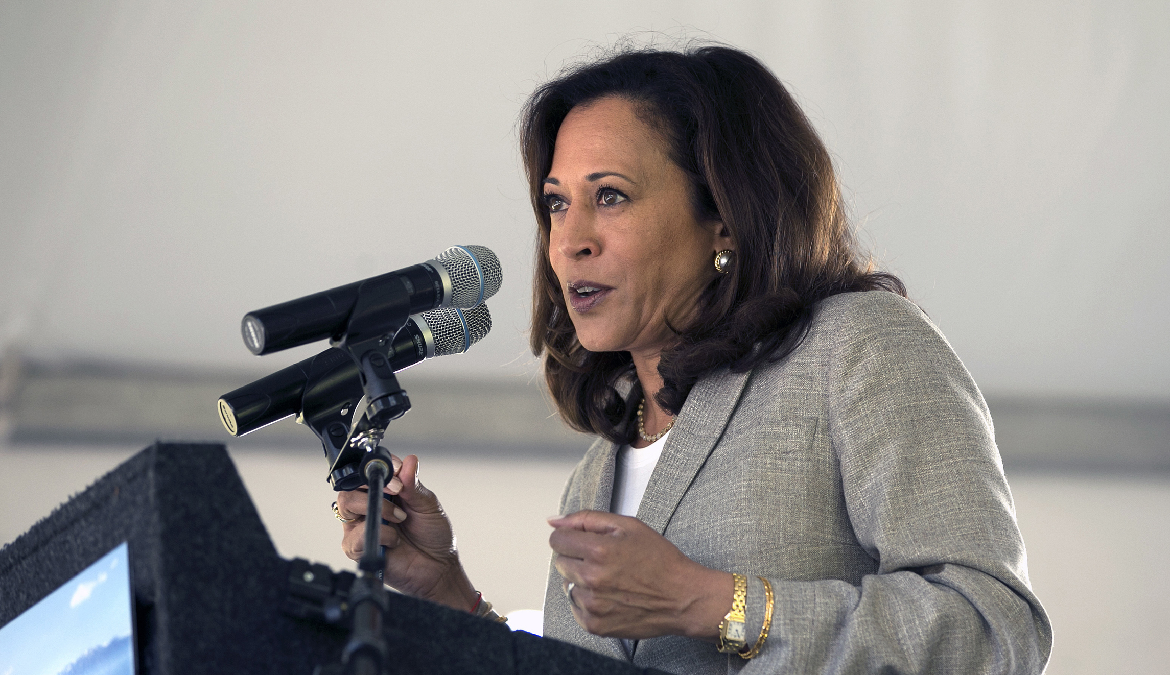 Kamala Harris: Trump may be called to testify about Russia