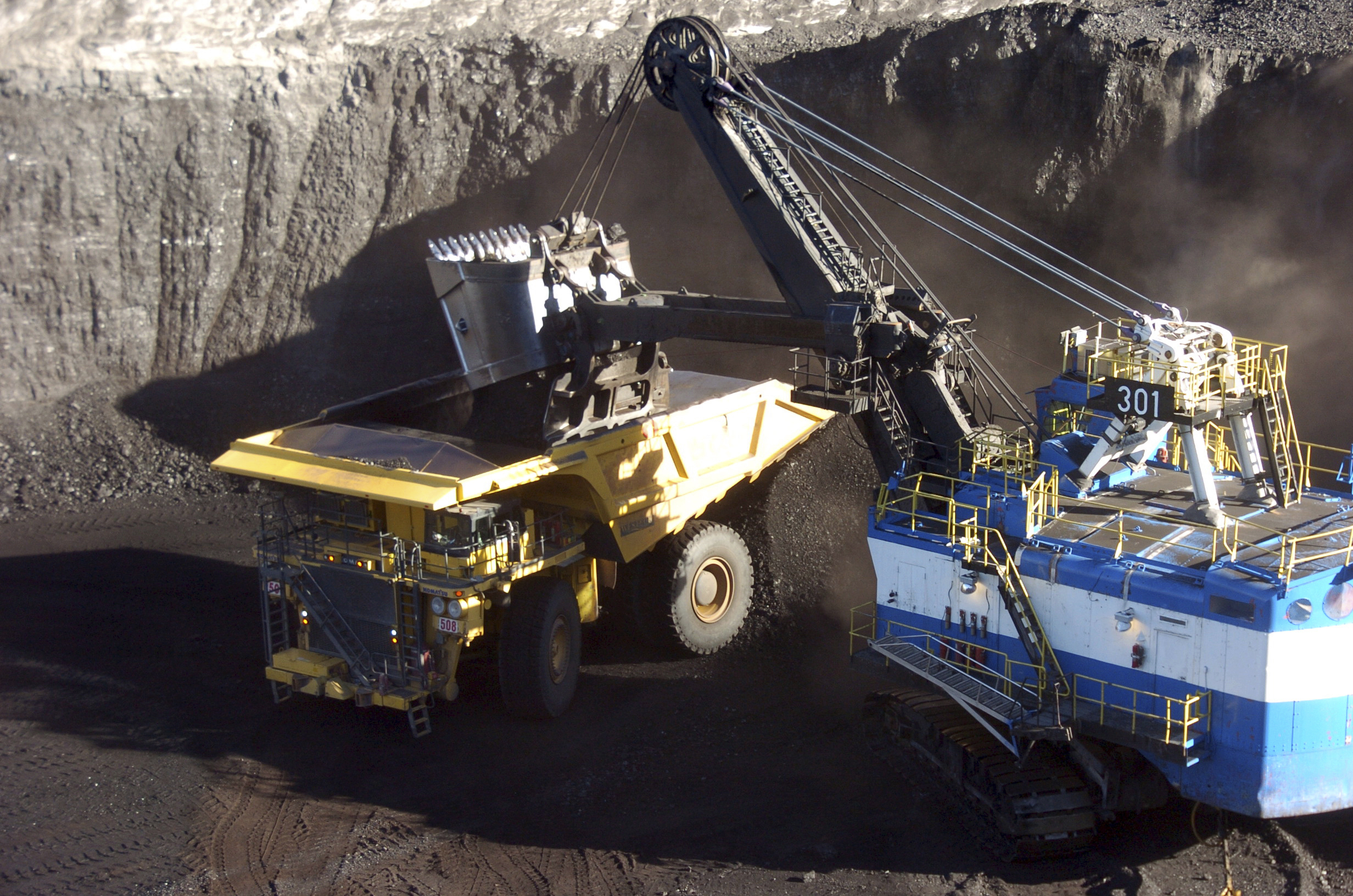 EPA sparks GOP ire with eleventh-hour mining rules