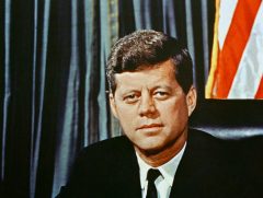 Book: 4 John F. Kennedy emergency room doctors confirm he was shot from front