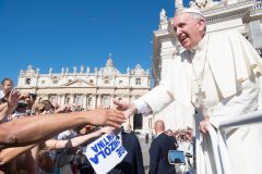 Pope Francis reverses decision to close churches in Rome