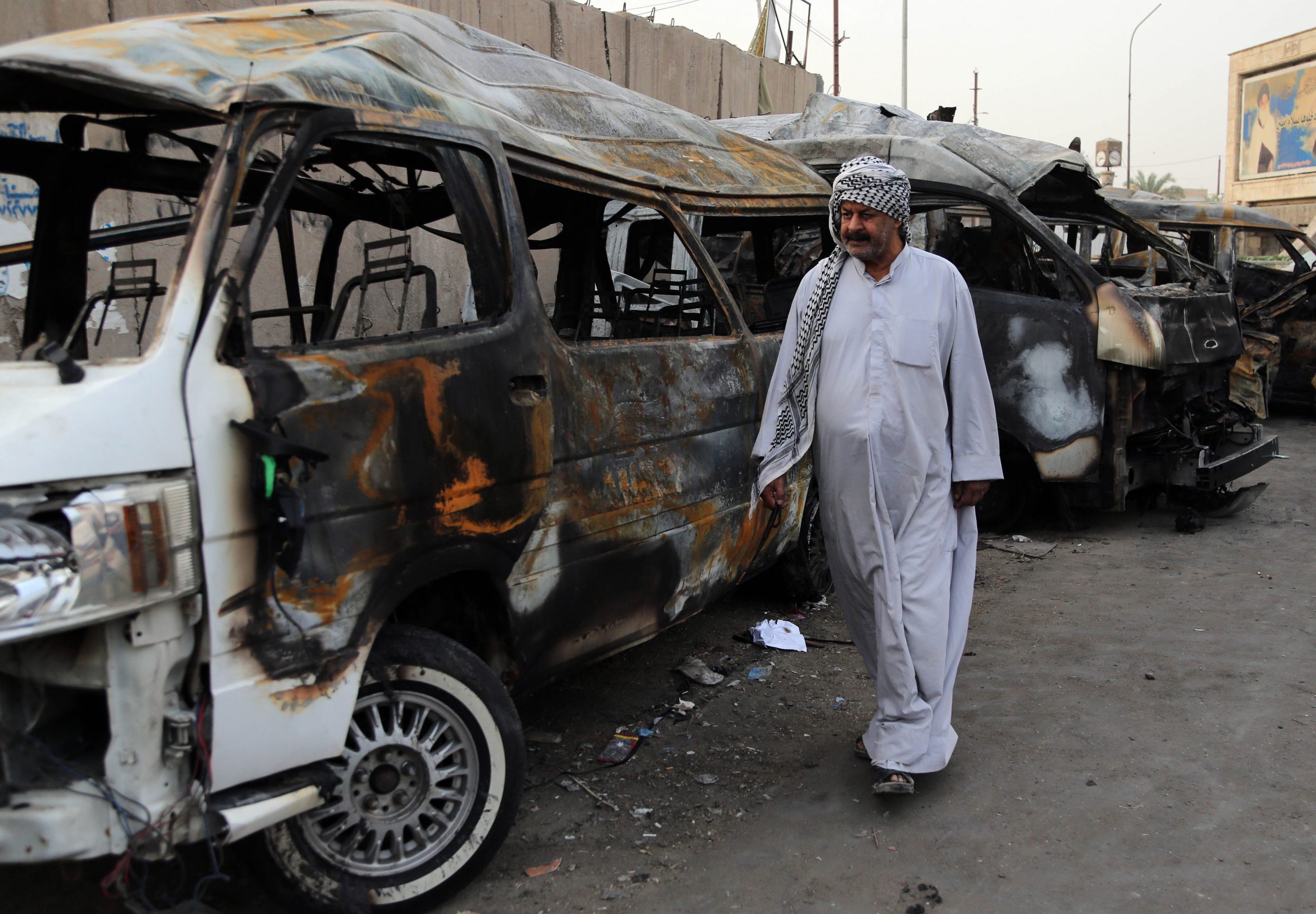 Triple suicide bombing in Iraq kills 58 people