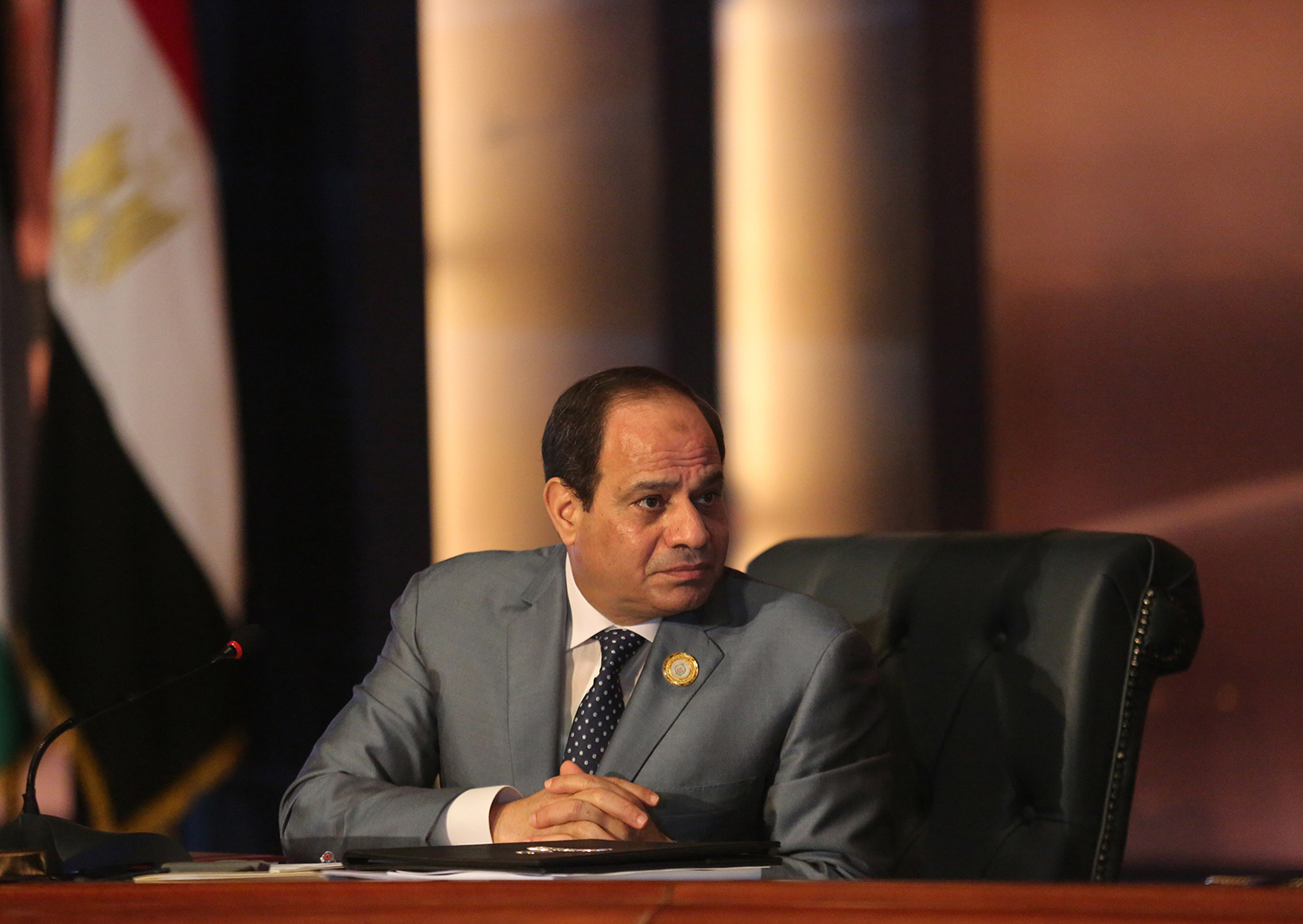 Trump speaks with Egyptian president el-Sissi