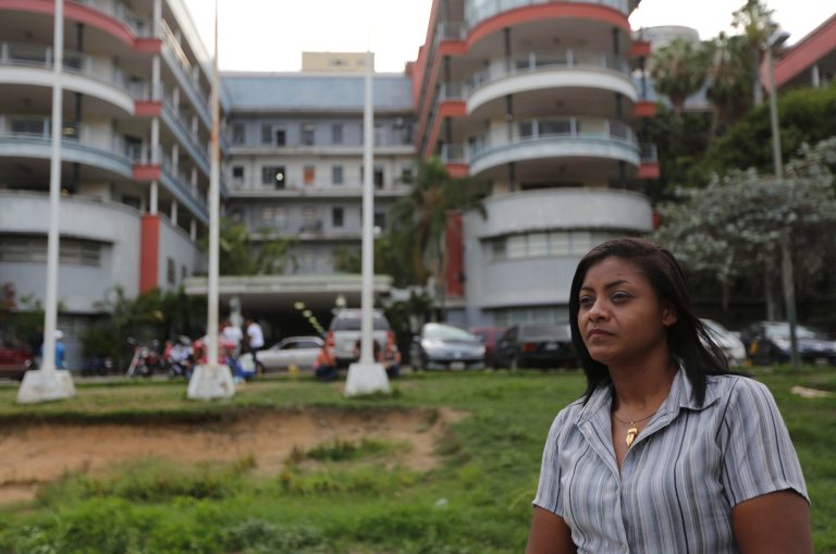 Gunmen wreak havoc in Caracas emergency rooms