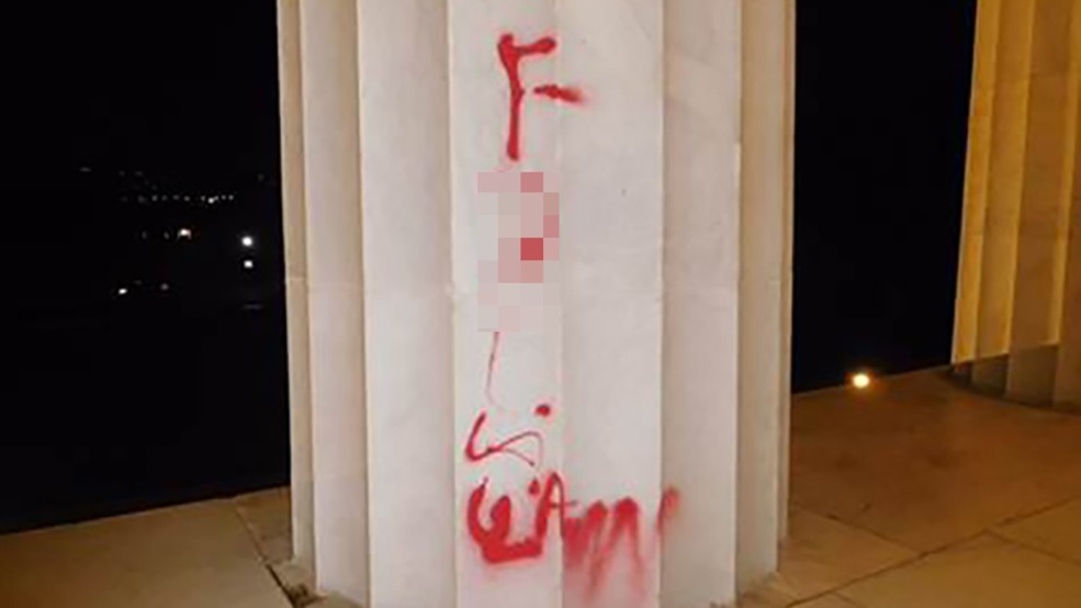 Lincoln Memorial defaced with anti-law graffiti