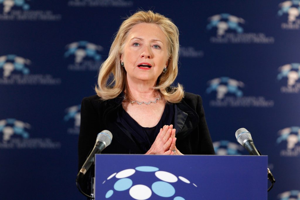 Paper: Clinton emails show ‘bad judgment bordering on recklessness’