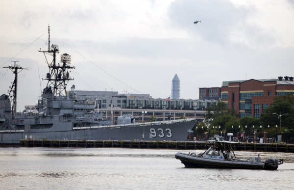 Time: Navy Yard dropped its guard, Pentagon inspector general says