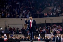 Trump rallies designed to divert attention from Democrats and prevent front-runner breakout