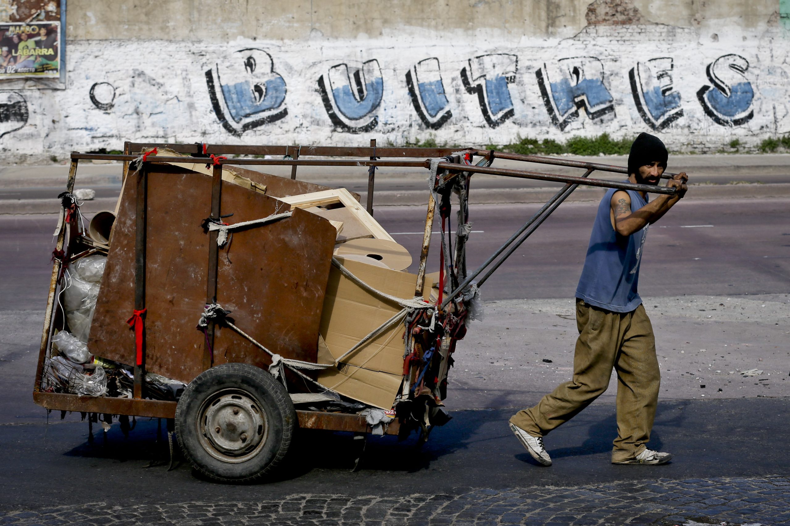 US judge scolds Argentina over debt crisis remarks