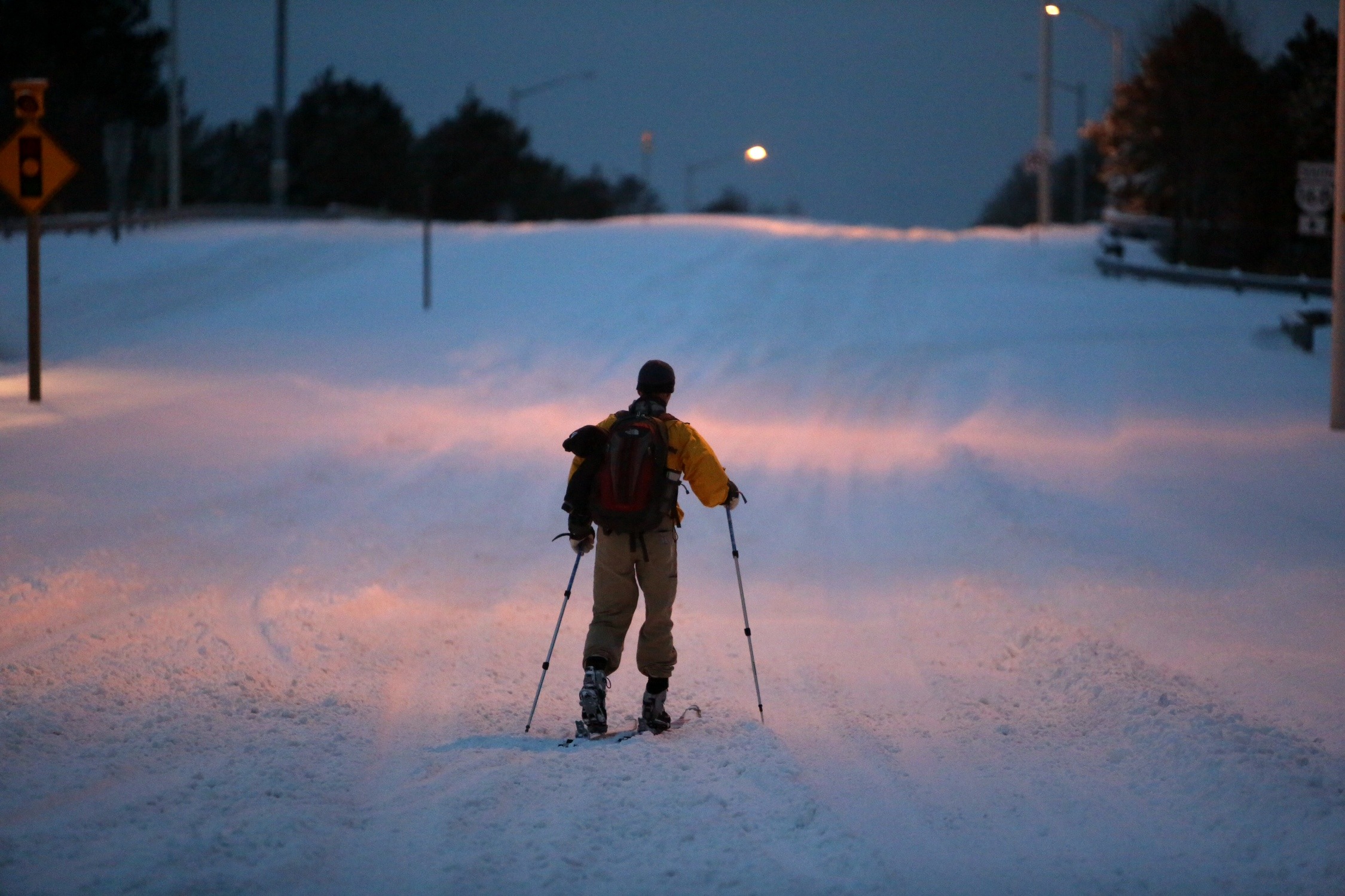 Snowstorm blankets southeast Va., road crews busy