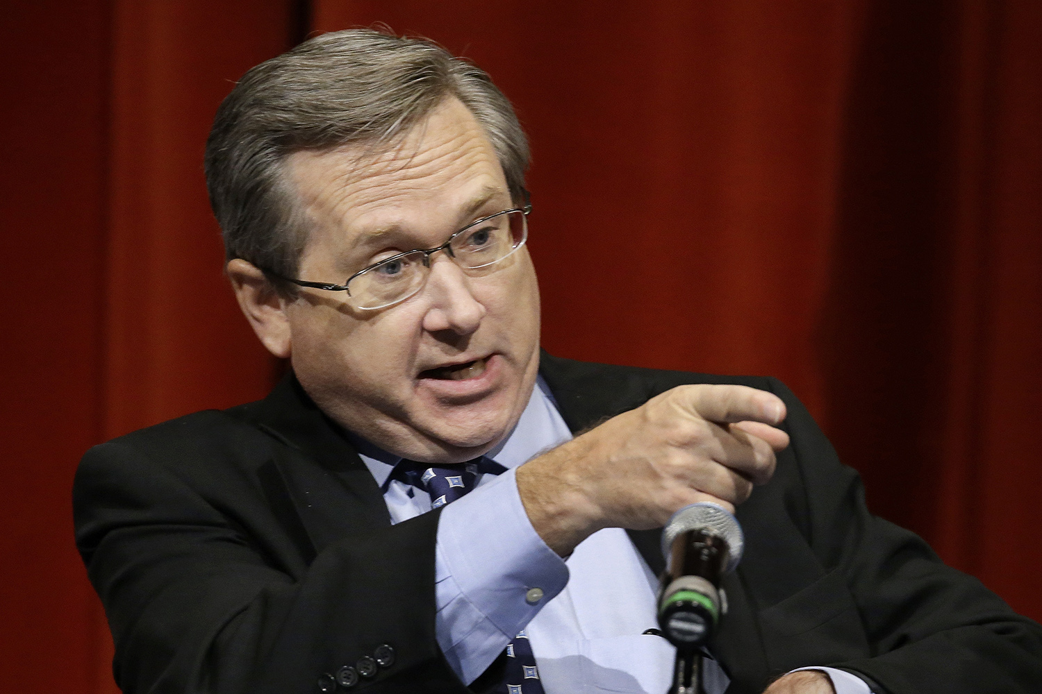 Gay rights group stands by Kirk after debate comments