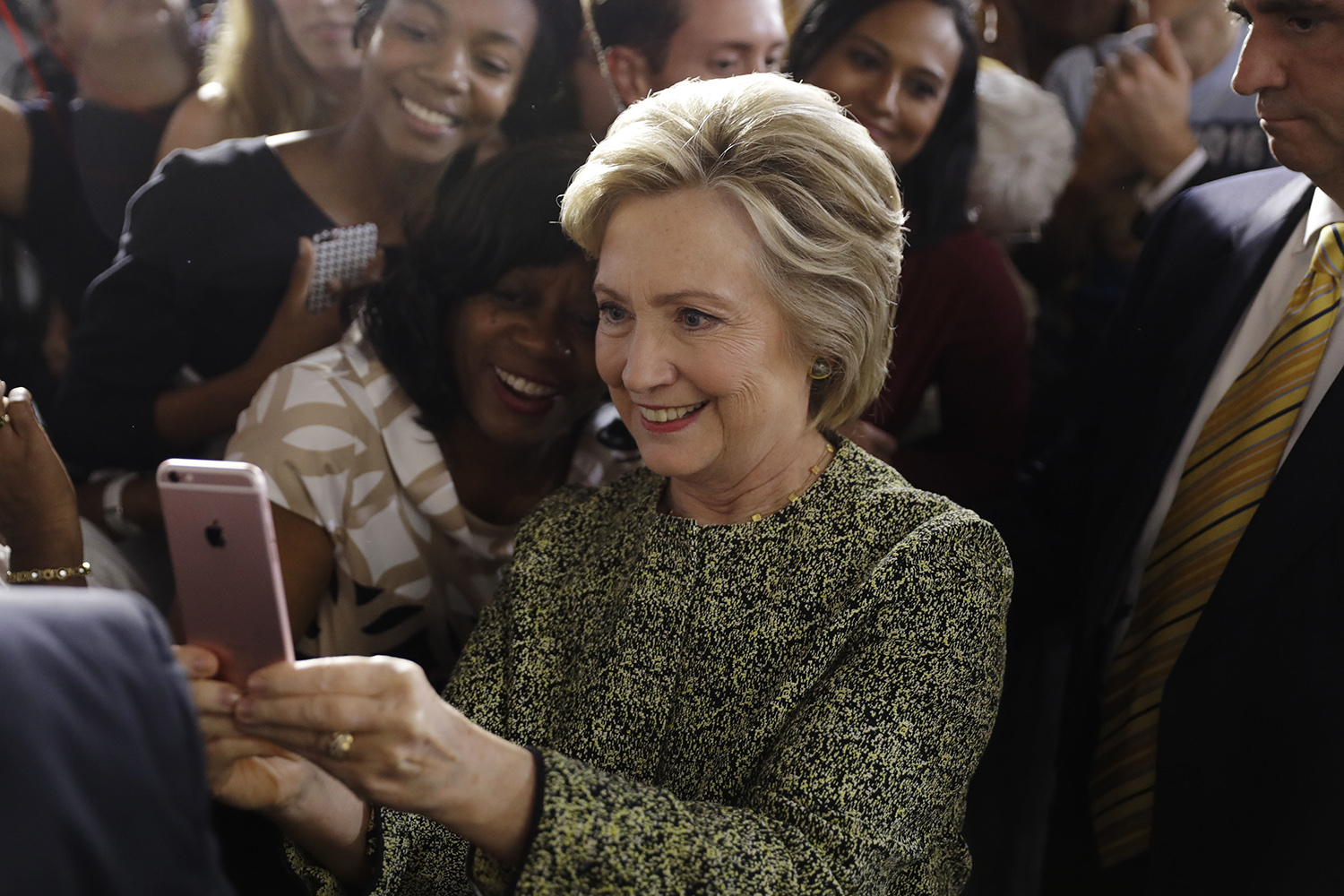 Hillary Clinton sharpens pitch to reluctant millennials