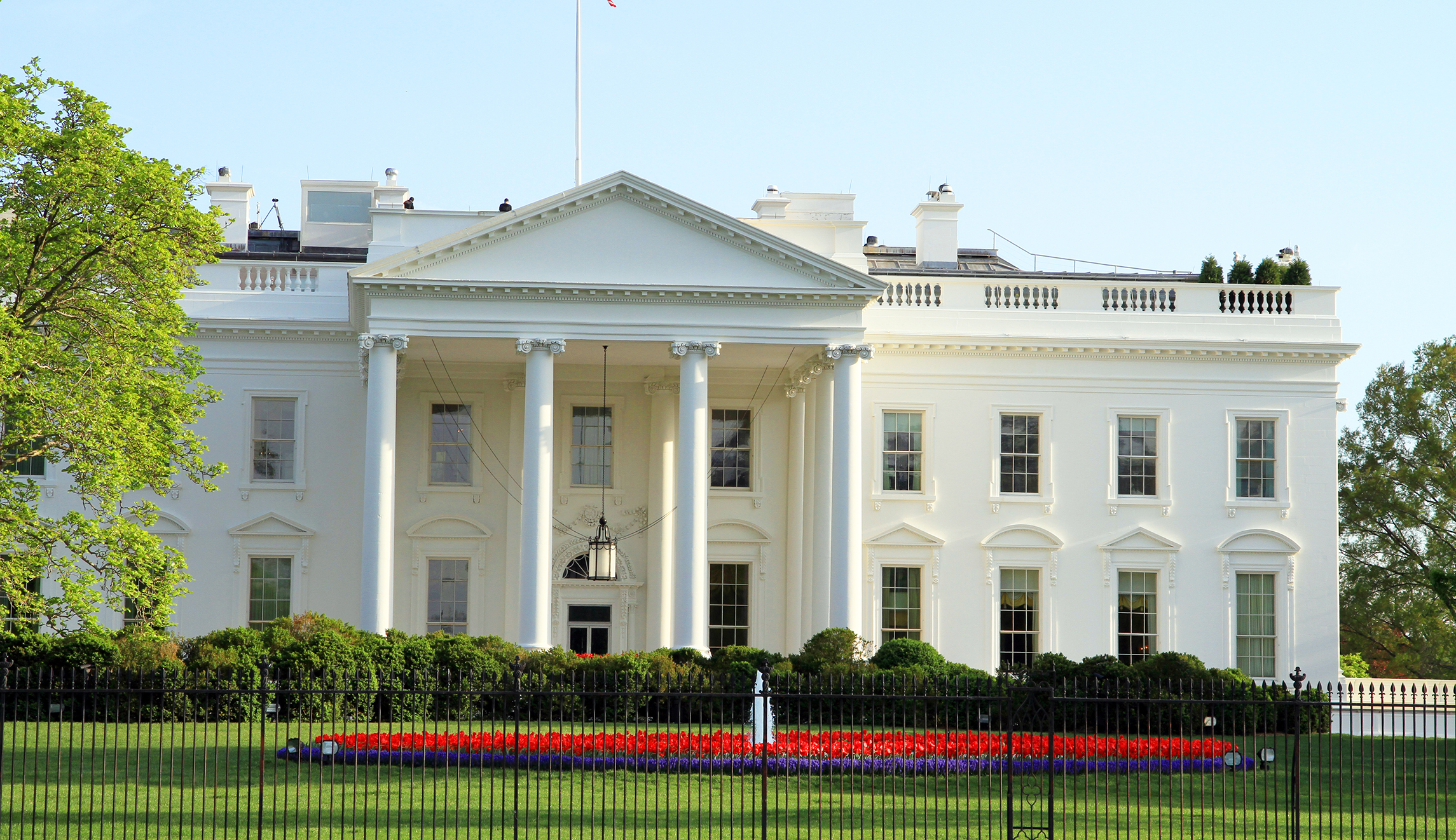 White House invites reporters to ‘holiday reception’ after vowing to bring ‘Merry Christmas’ back