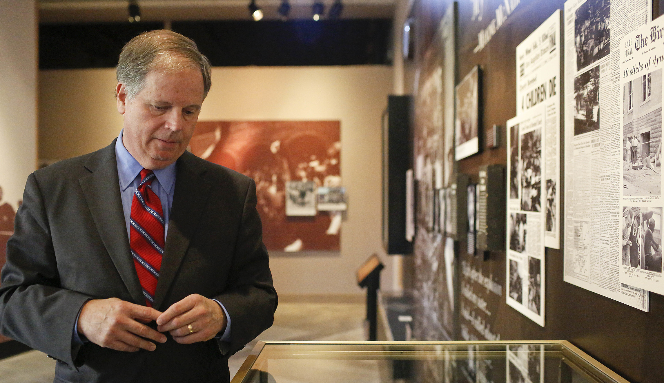 Despite Roy Moore’s faults, Democrats are blowing it in Alabama