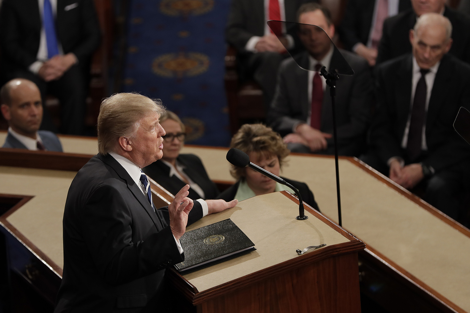 Trump hits media just once in joint session address