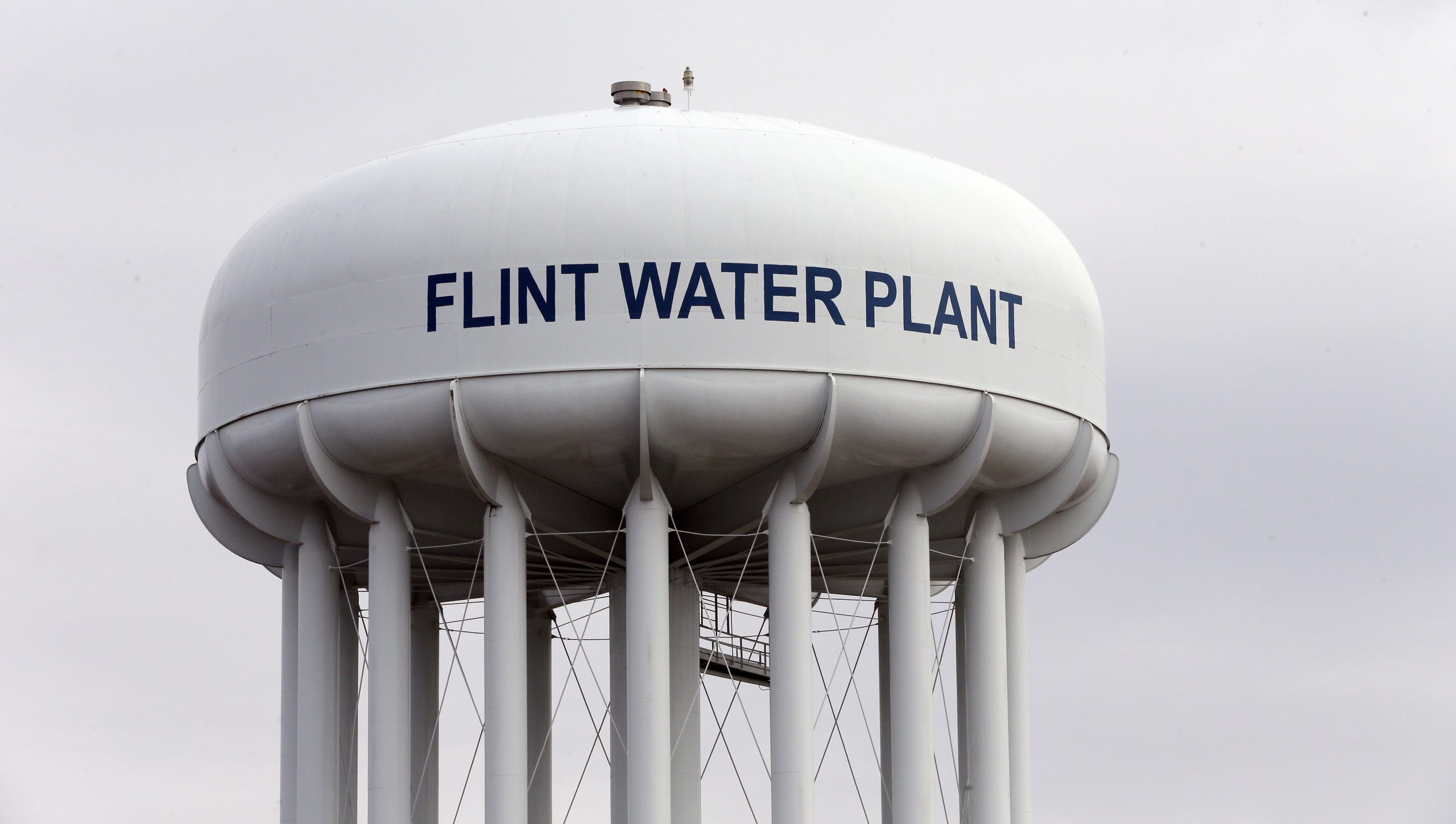 Prosecutors drop Flint water charges, promise fresh investigation