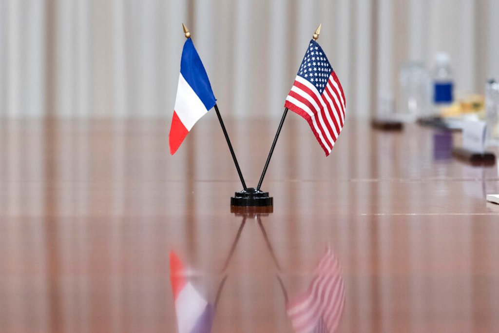 France cancels DC gala in protest of nuclear submarine deal