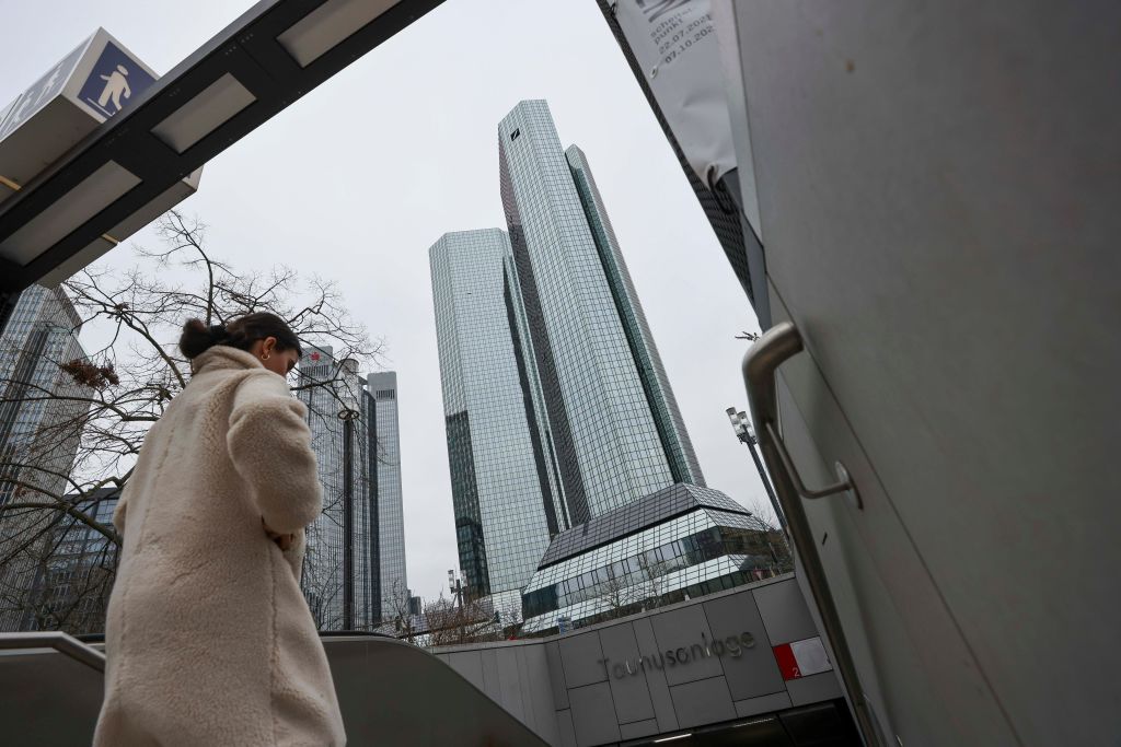 German authorities raid Deutsche Bank HQ for tax inquiry