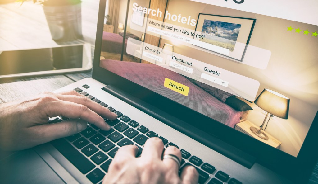Make online vacation booking transparent
