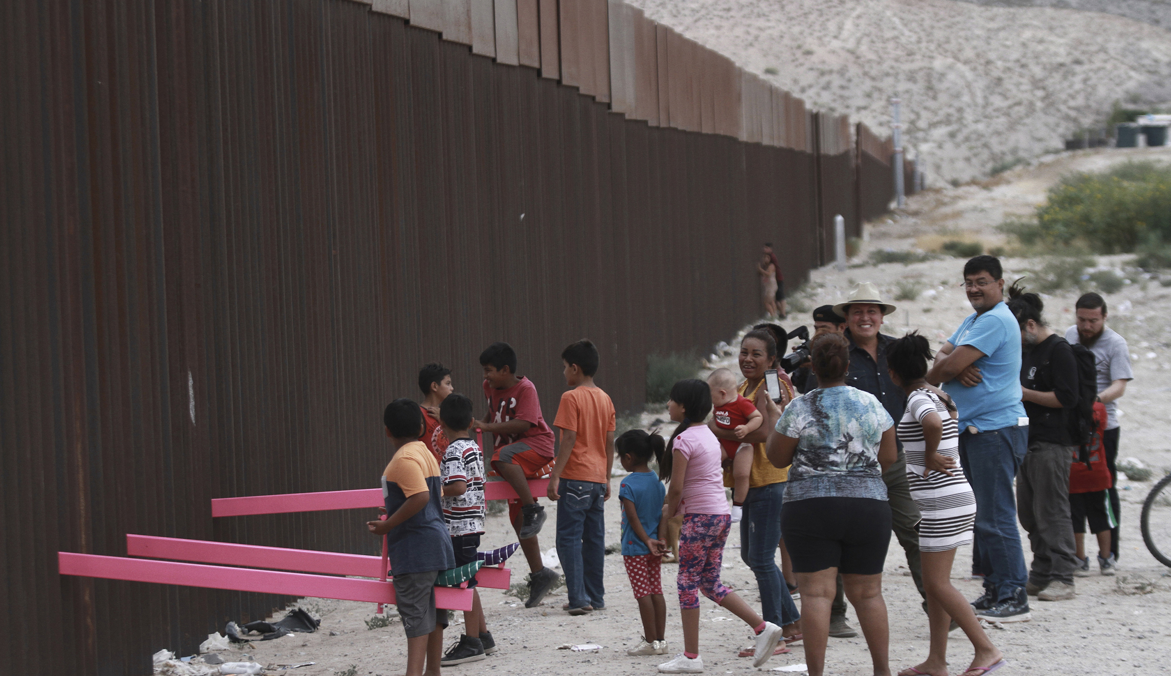 House Republican introduces bill to use foreign aid to stop migrant caravans