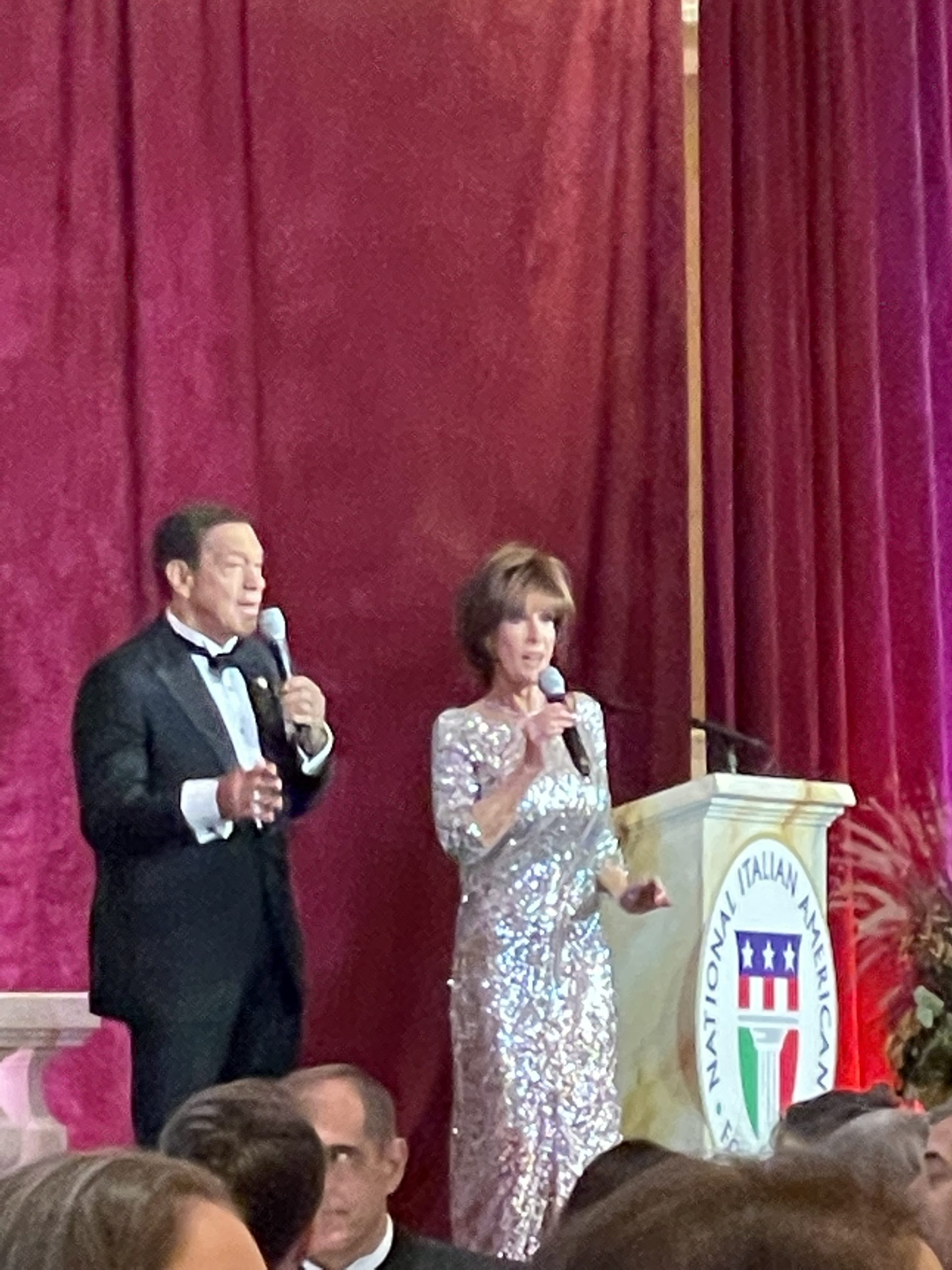 picture of Joe Piscopo and Deana Martin singing at NIAF gala