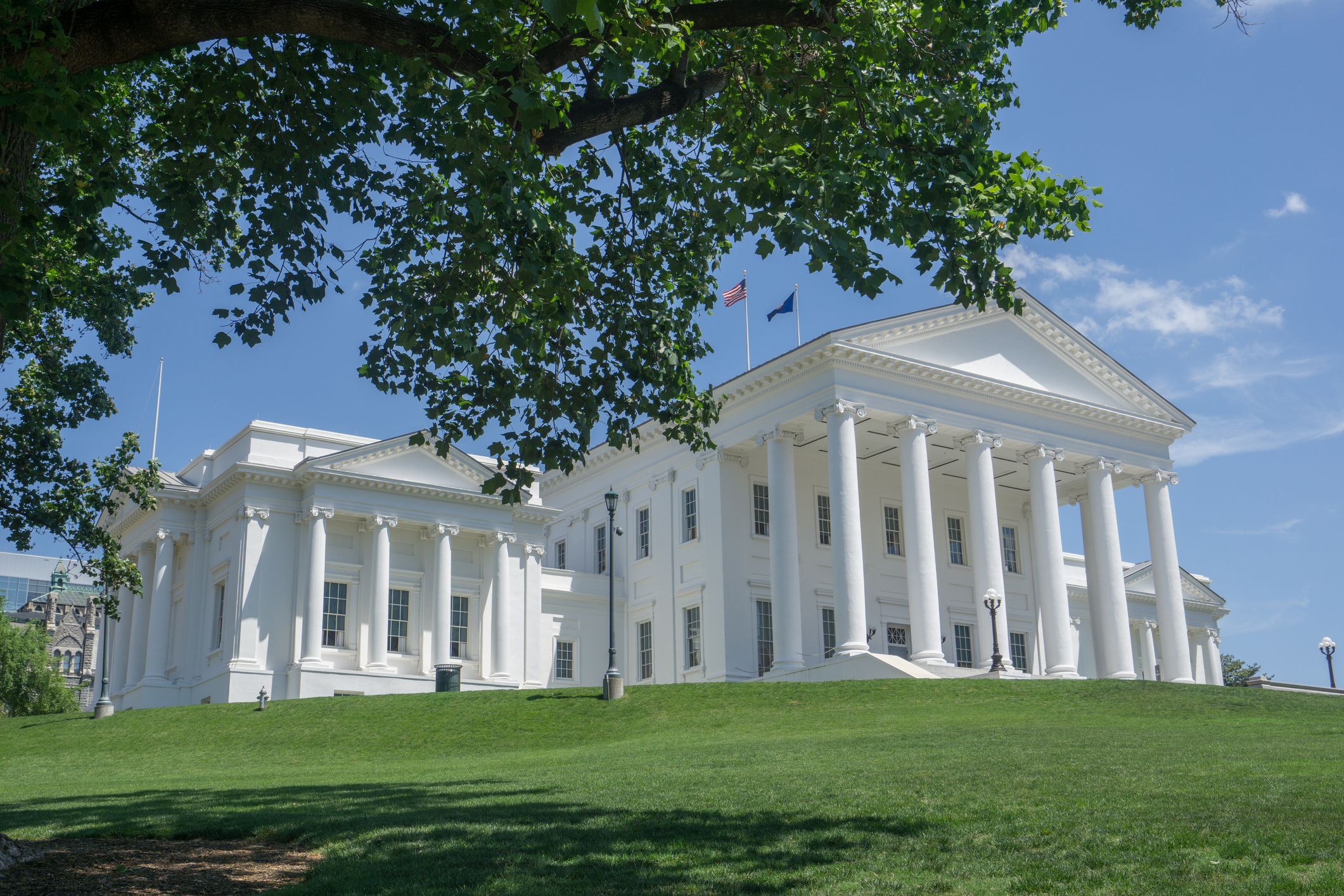 Virginians asked to decide on anti-gerrymandering constitutional amendment