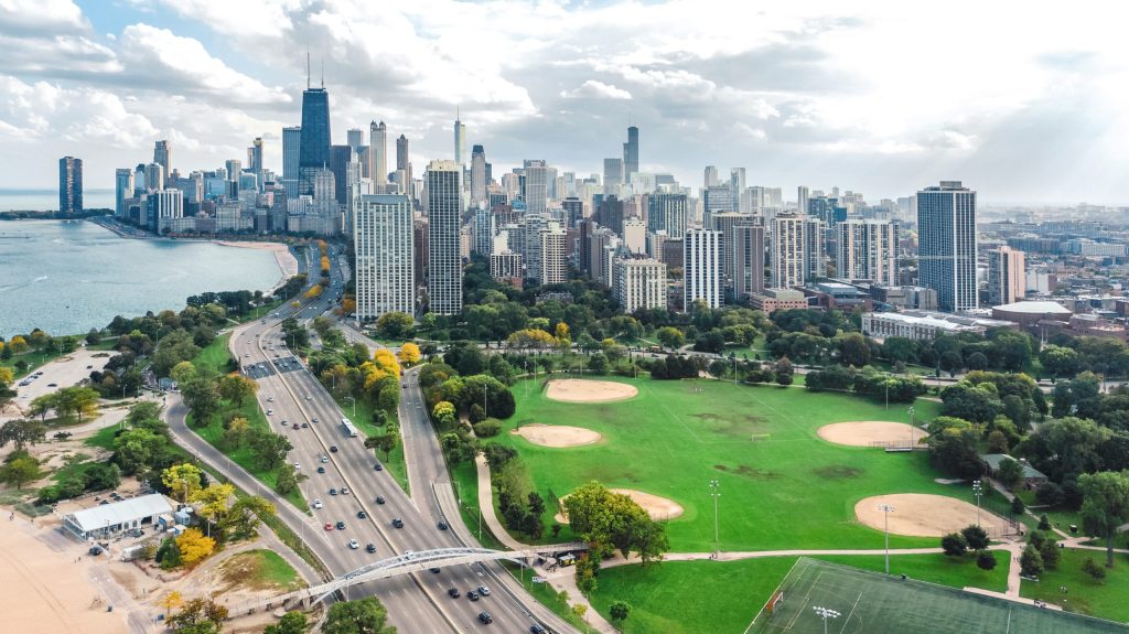 All but 15 Illinois counties shrink: U.S. Census