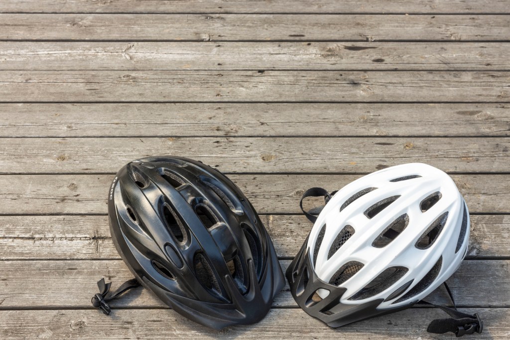 Seattle repeals bicycle helmet law for racial equity