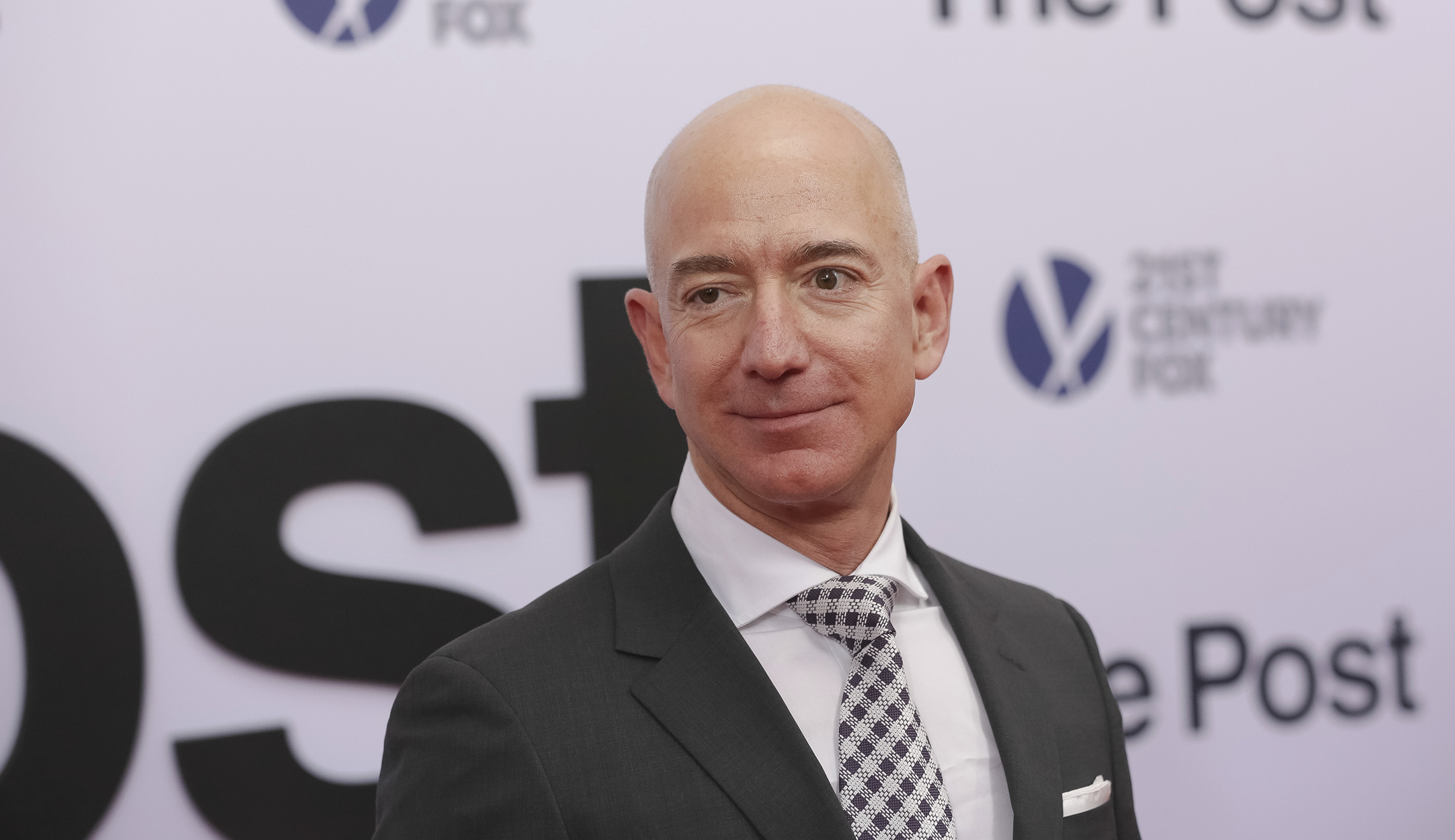 ‘We are not robots’: Sanders targets Bezos with Amazon worker testimony