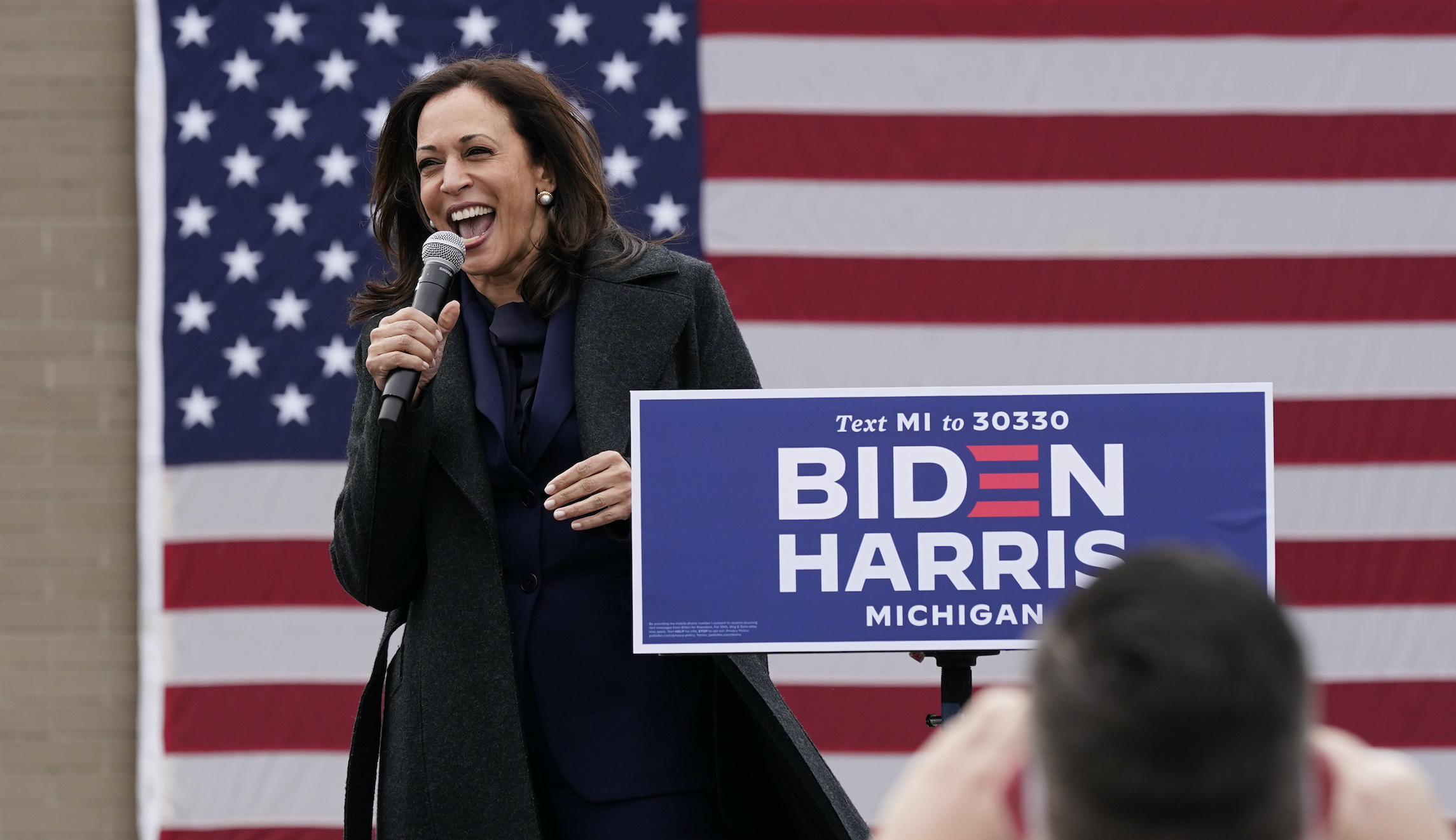 Kamala Harris encourages voters to reelect Kim Foxx in Cook County robocall