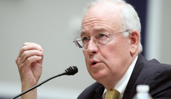 Ken Starr: DOJ should be able to indict a sitting president