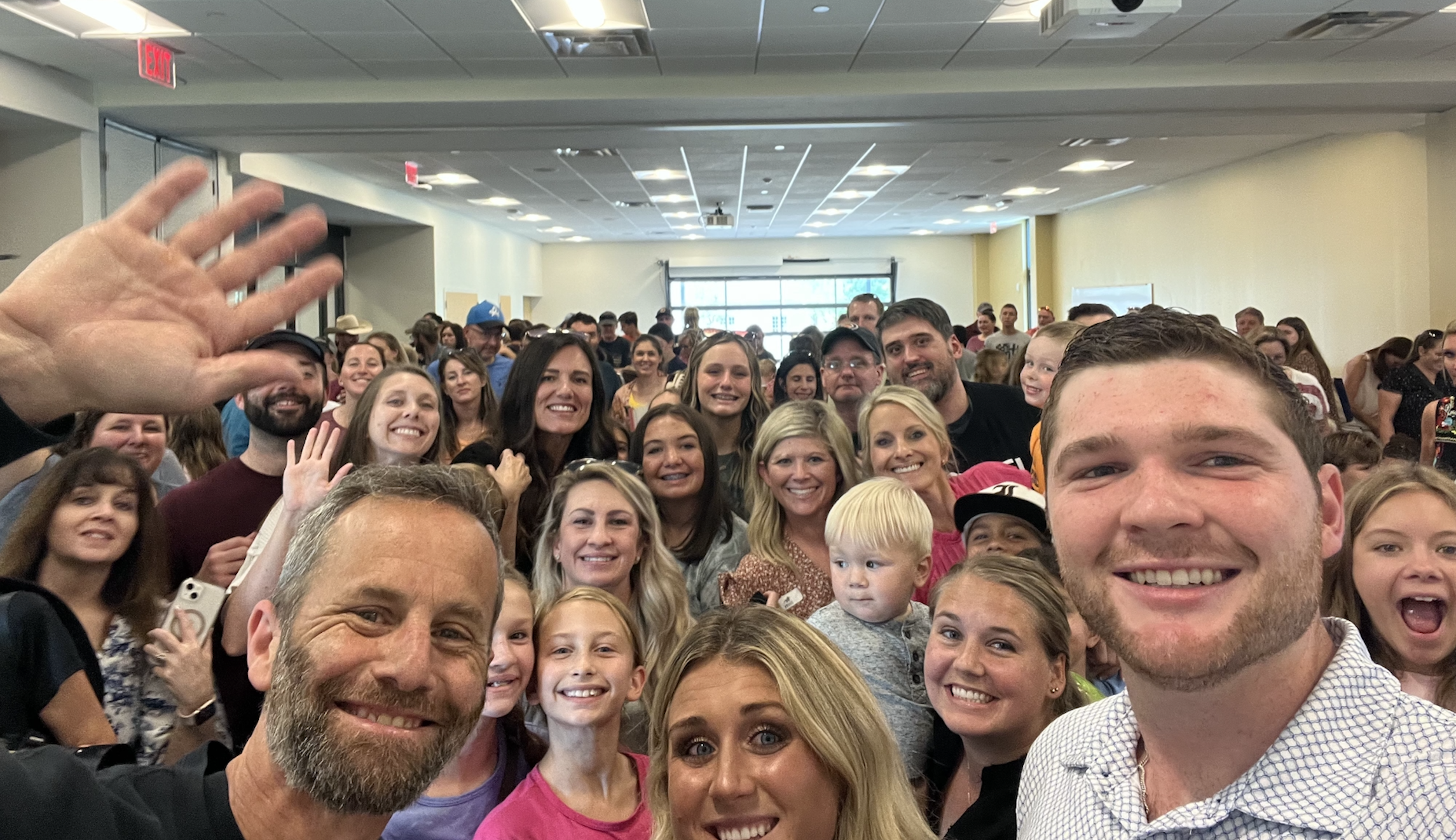 Kirk Cameron, Riley Gaines at See You at the Library event Brave Books.png