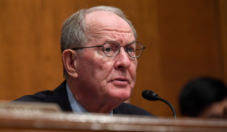 ‘I wish the president would wear a mask’: GOP senator urges Trump to lead by example