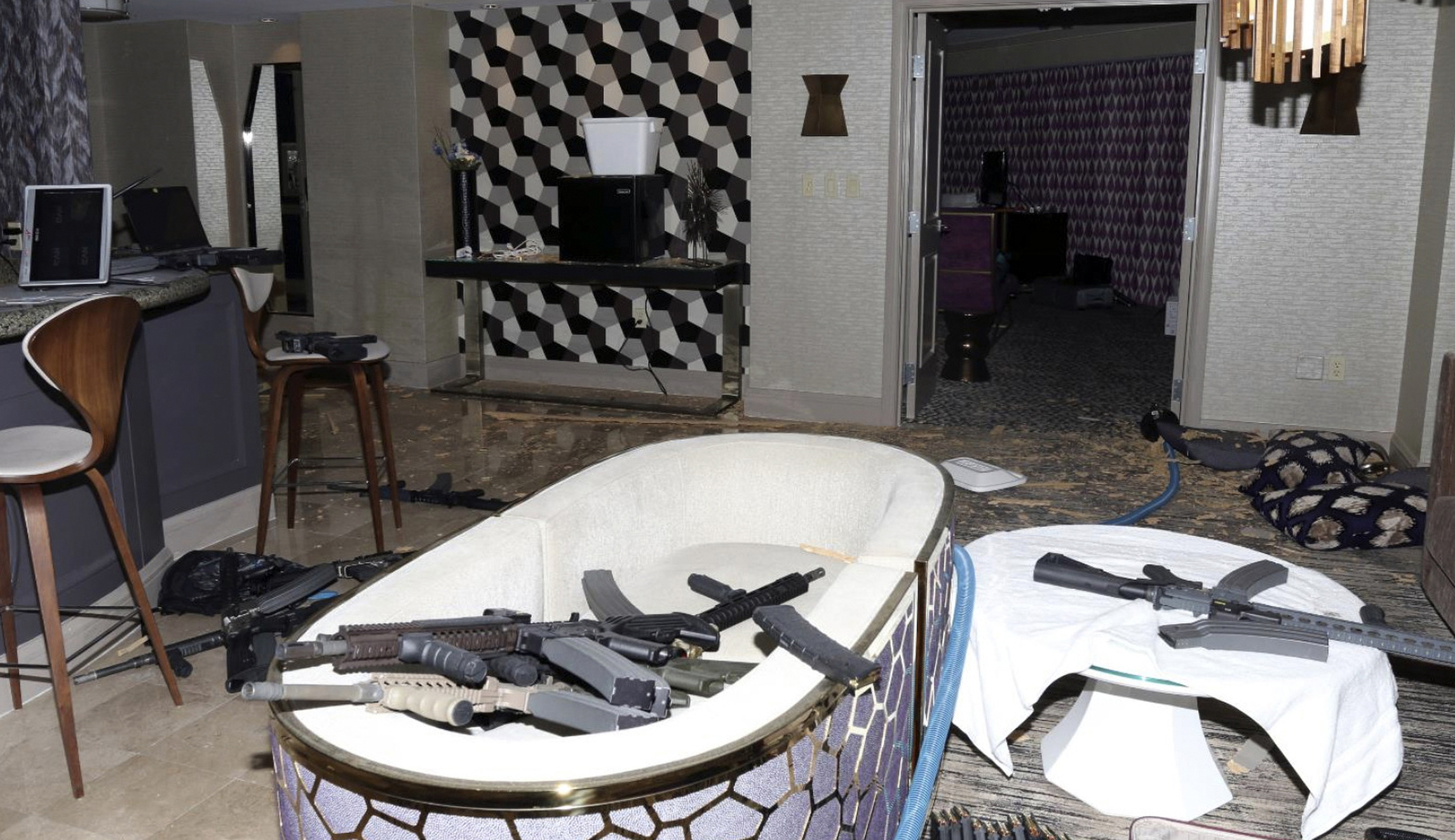 Guns used in Las Vegas massacre may be sold to raise cash for victims’ families