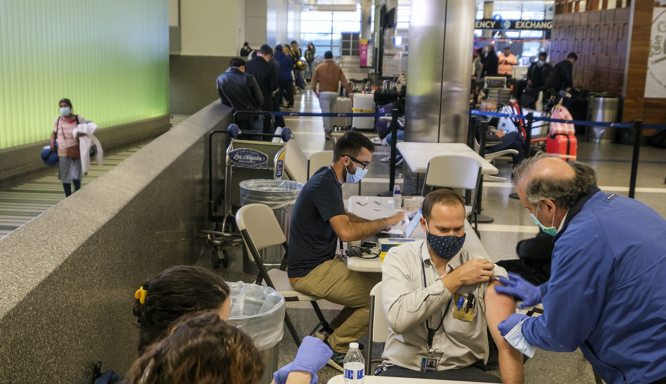 California initiative would mandate COVID-19 vaccines for all workers