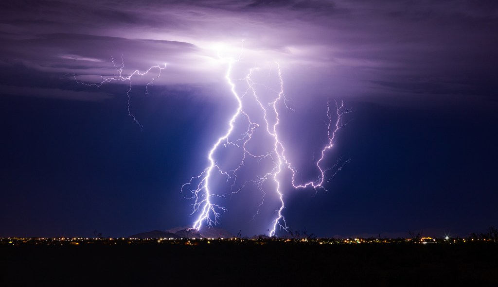 One dead after lightning strike hits 10 soldiers at Army base