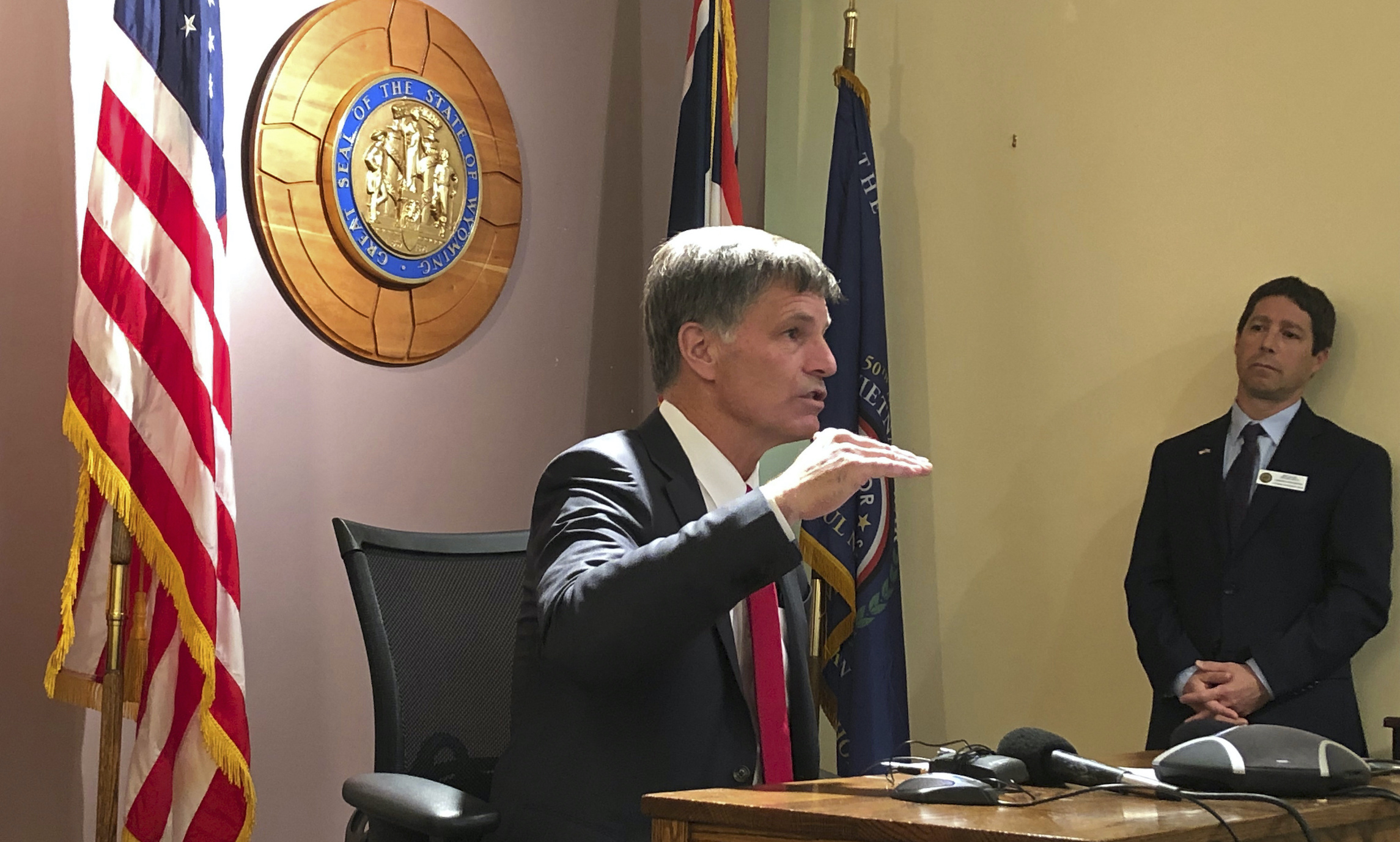 Wyoming governor tests positive for COVID-19 and is experiencing ‘minor symptoms’