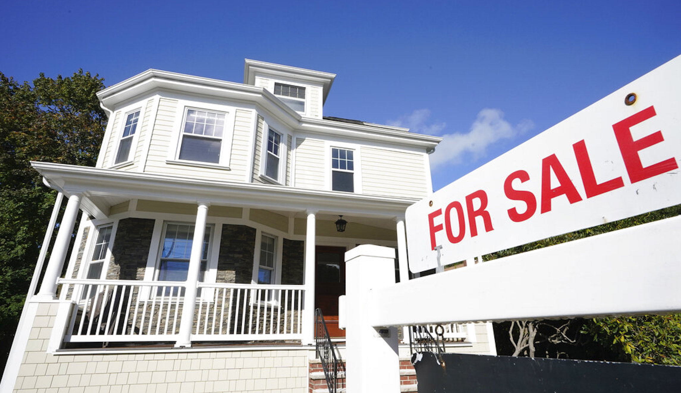New home sales unexpectedly tick up in August