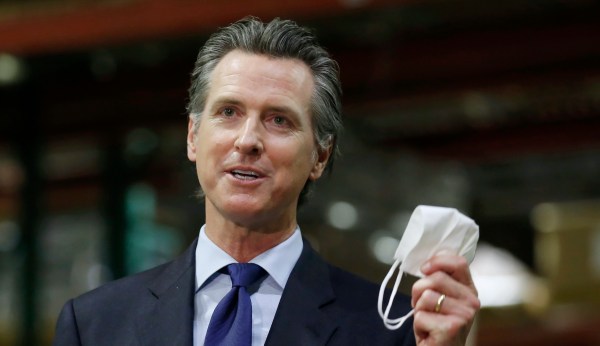 Bill allowing state panel to set fast food worker wages, benefits heads to Newsom