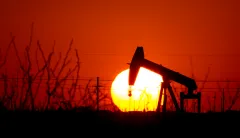 Oil prices climb on news Russian energy imports will be banned