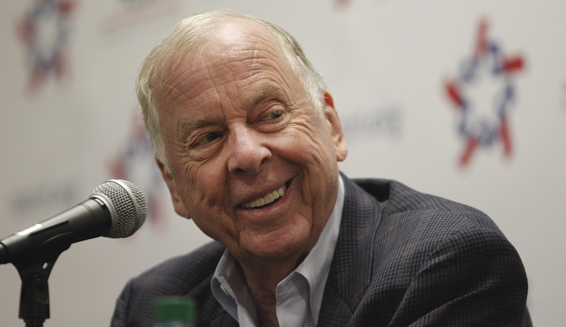 Oil magnate and entrepreneur T. Boone Pickens dies at 91