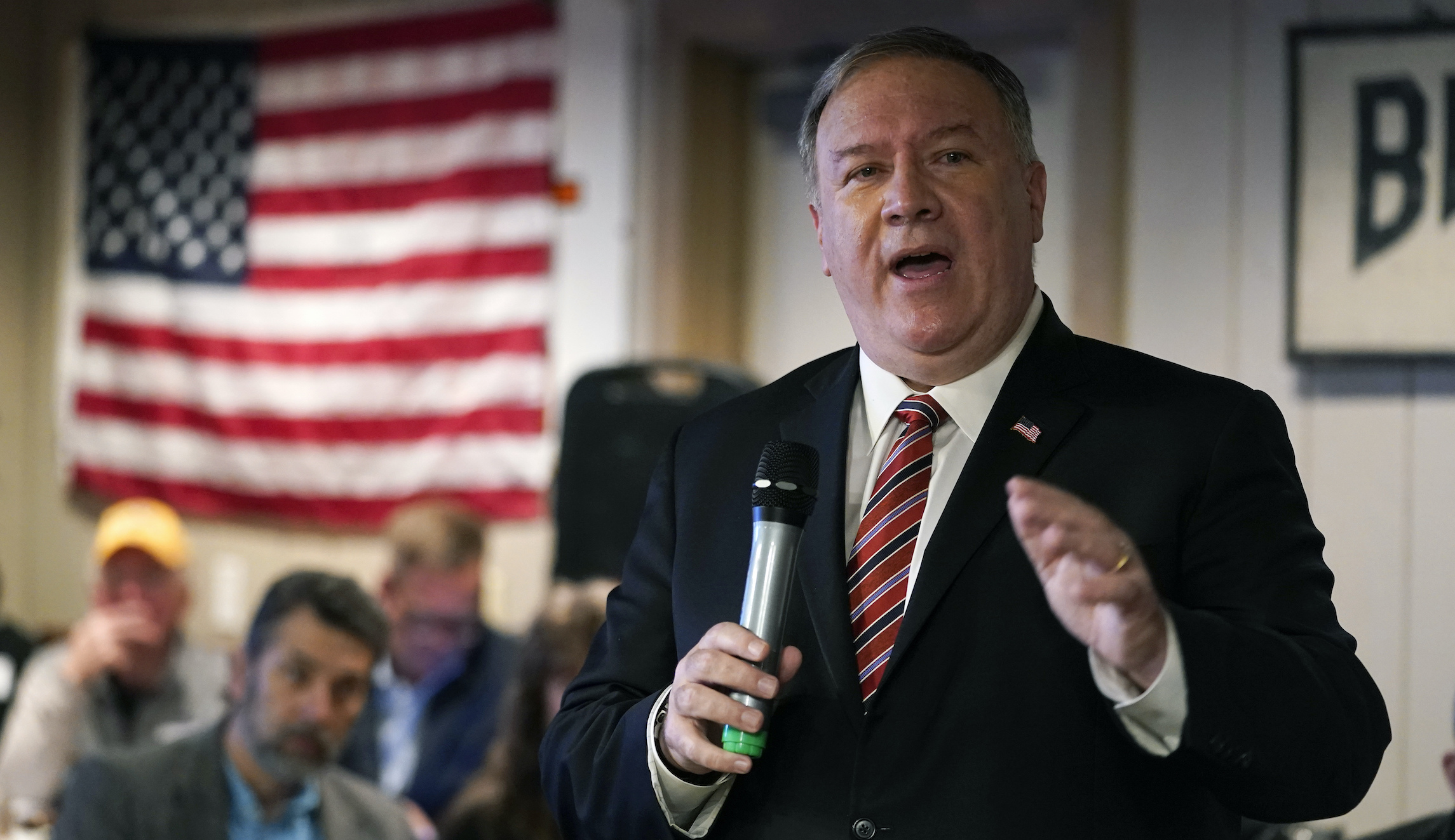 Pompeo returns to Capitol Hill to push Iran sanctions bill