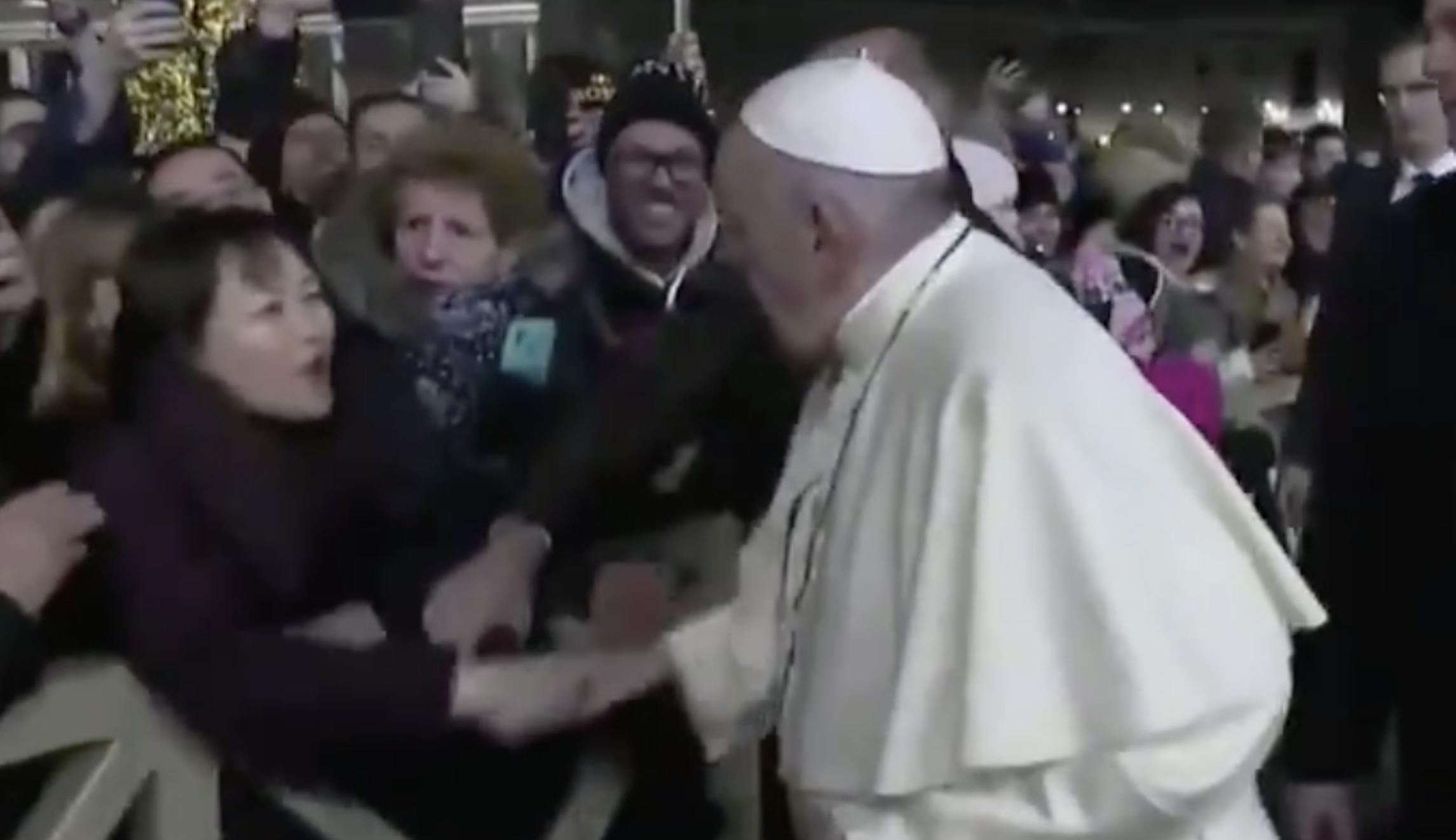 Pope apologizes for setting ‘bad example’ by swatting handshaker who yanked him