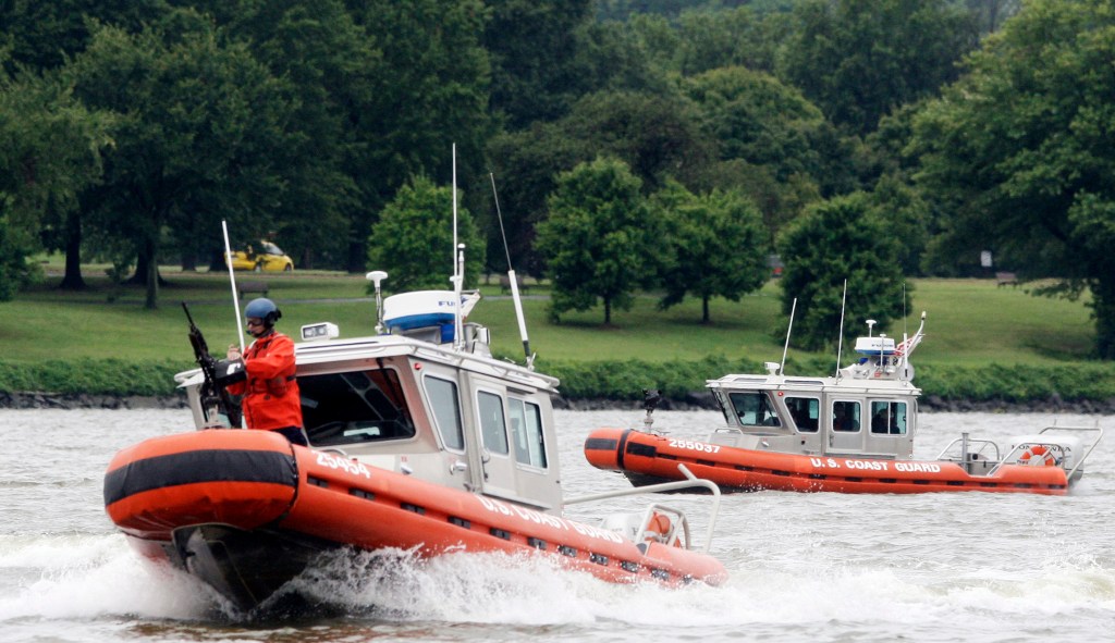Canoeing group sues Coast Guard for blocking Potomac River when Trump golfs